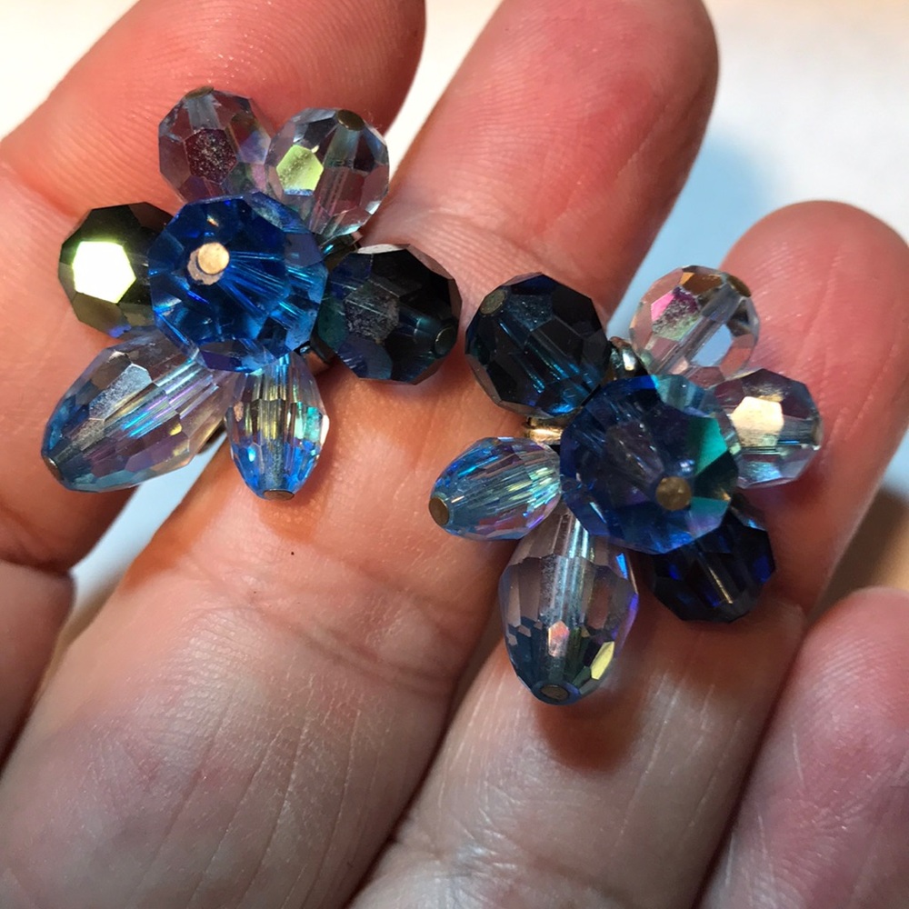 Wow! Bling Vintage Blue Crystal Vendome Earrings!